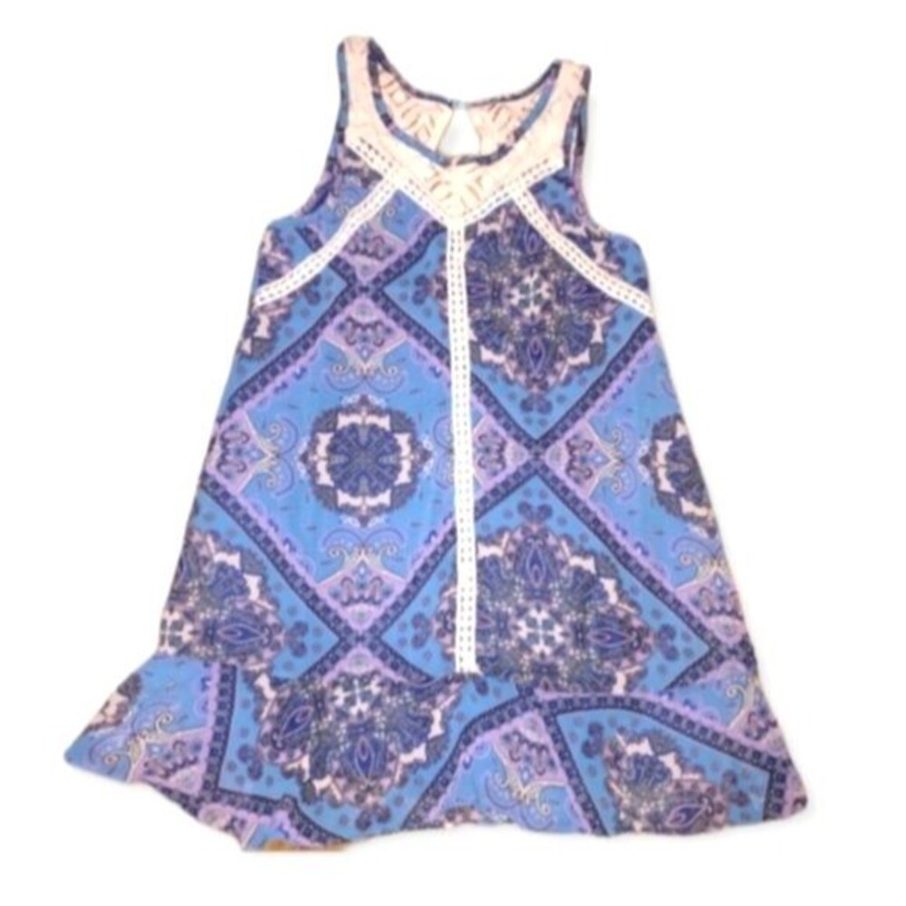 Truly Me by Sara Sara Blue Boho Sleeveless Blouse Size 8.